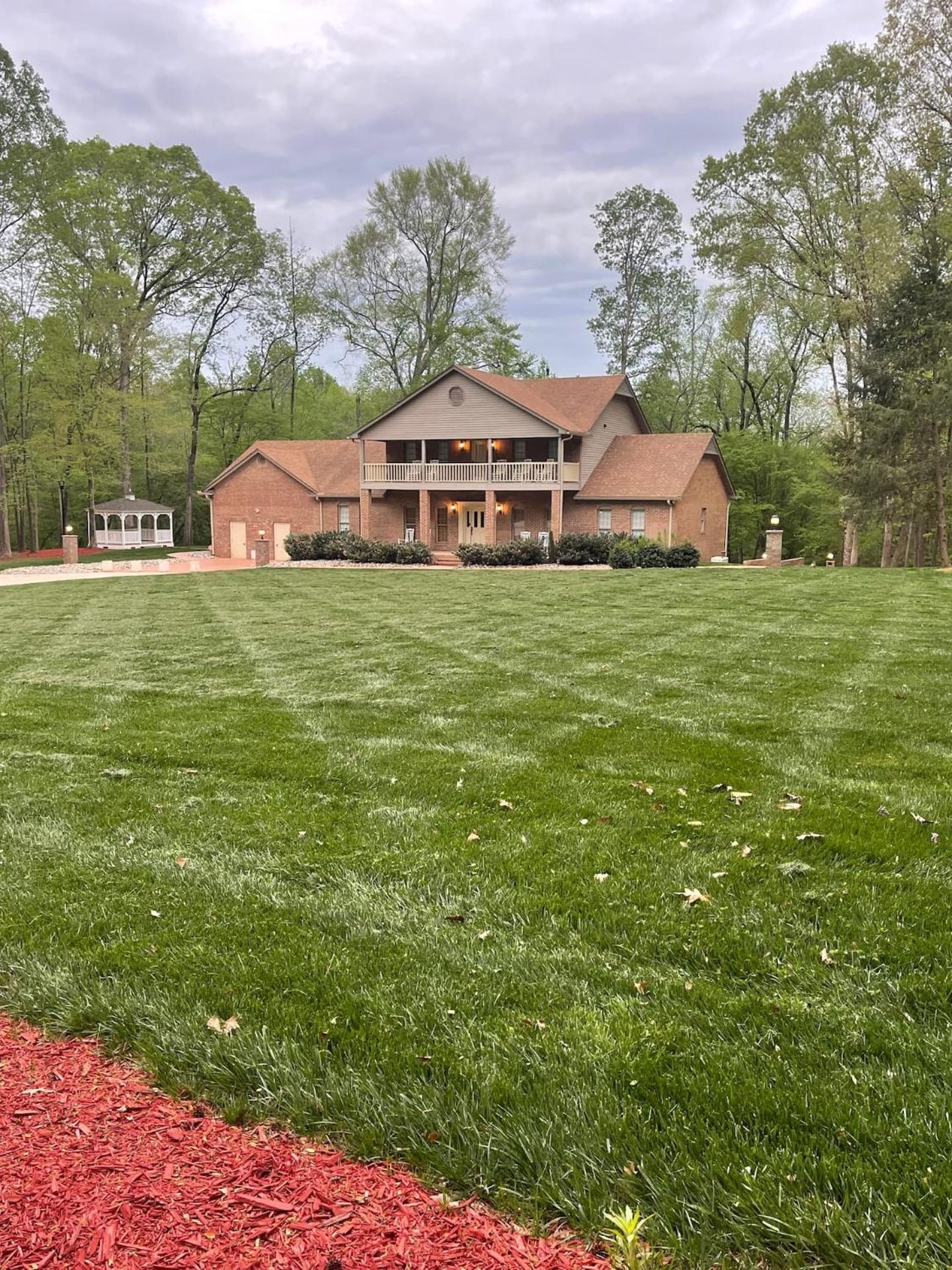 Whisper Chateau Weddings Reunions Groups 75 Plus Greensboro Dış mekan fotoğraf